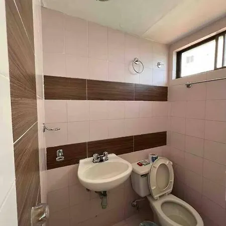 Charming Beachfront With Sea View & Pool Apartamento *