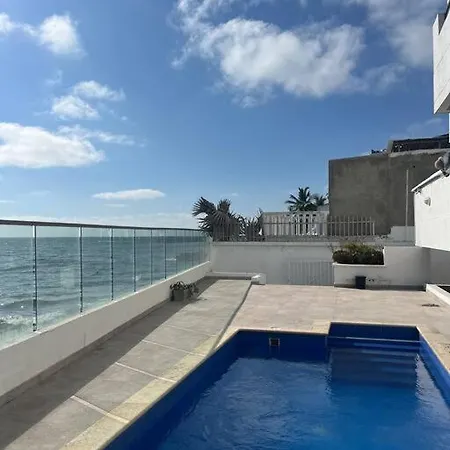 Charming Beachfront With Sea View & Pool Apartamento Cartagena