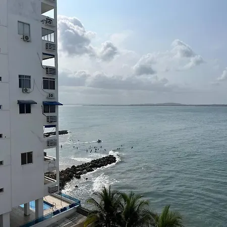 Charming Beachfront With Sea View & Pool *